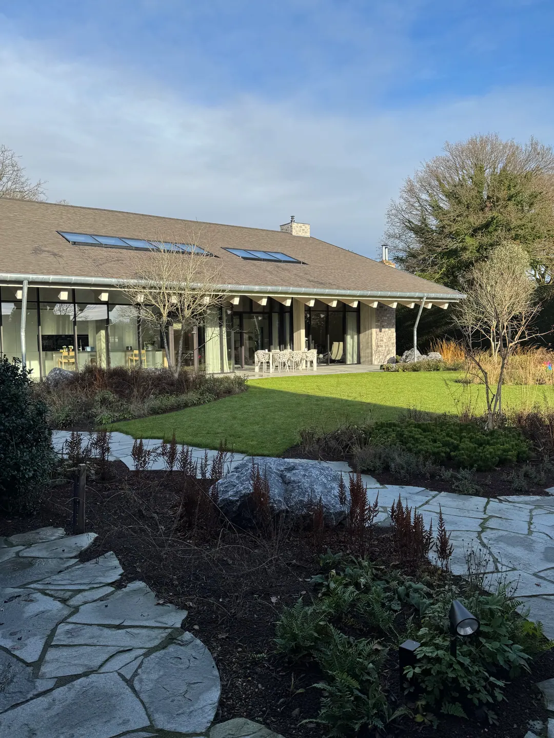 Glas rondom de woning